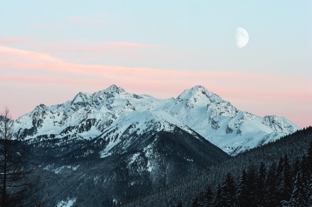Hizmetlerimiz snowy mountain 1287145.jpg